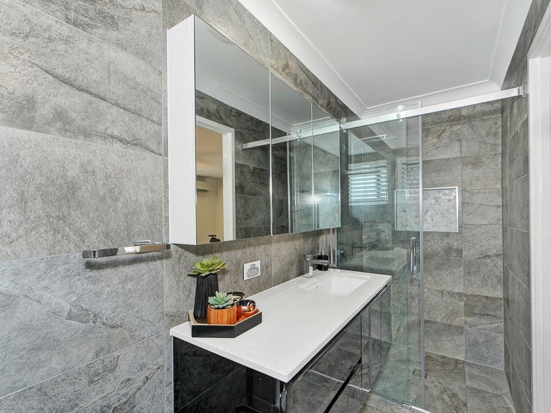 41 Walter Raleigh Crescent, Hollywell QLD 4216