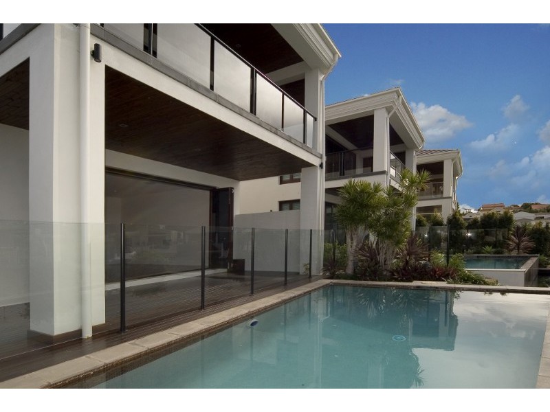 Hope Island QLD 4212