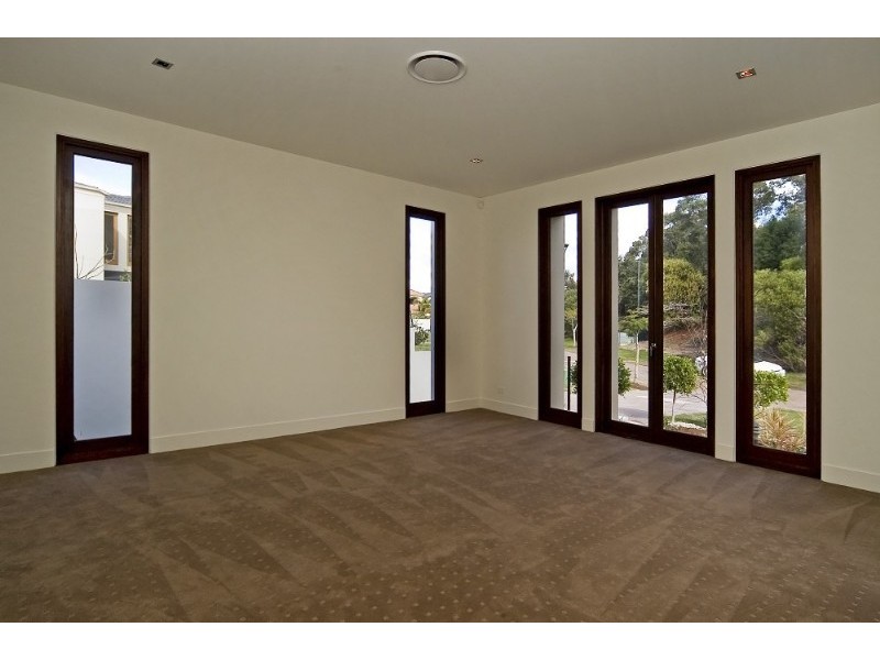 Hope Island QLD 4212