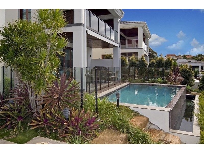 Hope Island QLD 4212