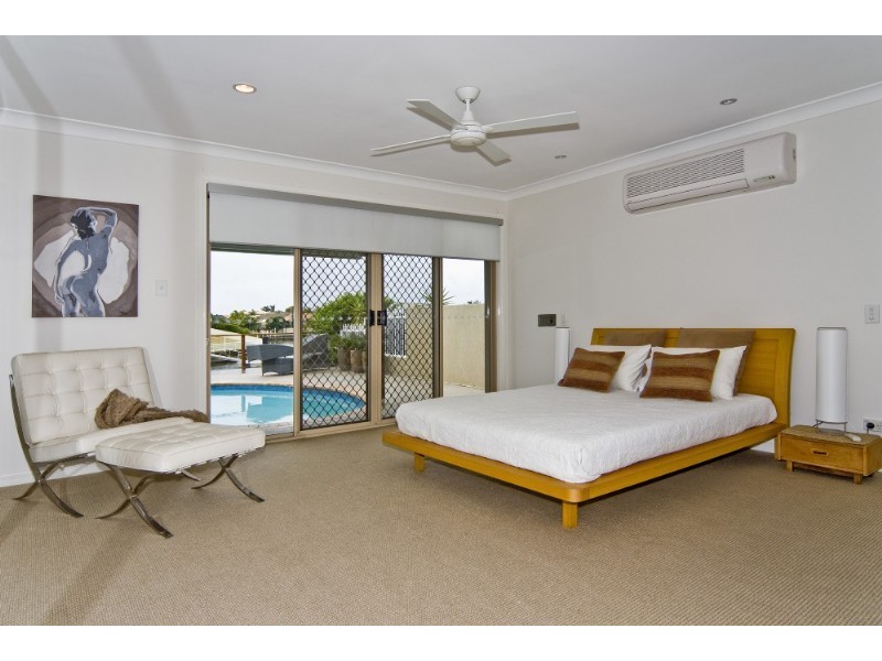 164 Sundance Way, Runaway Bay QLD 4216