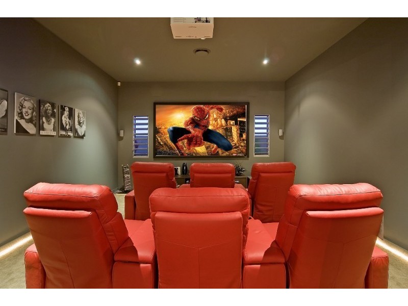 Biggera Waters QLD 4216