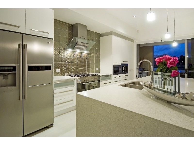 Biggera Waters QLD 4216