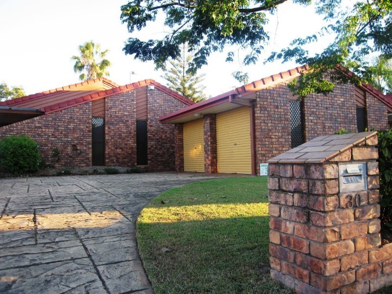 30 Simbai Street, Runaway Bay QLD 4216