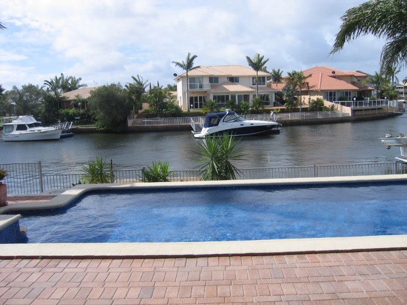 41 Sundance Way, Runaway Bay QLD 4216