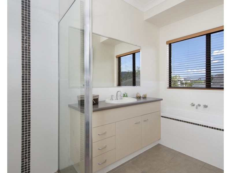 63 Graywillow Boulevard, Oxenford QLD 4210