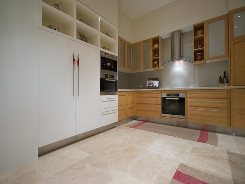 42 Royal Albert Crescent, Paradise Point QLD 4216