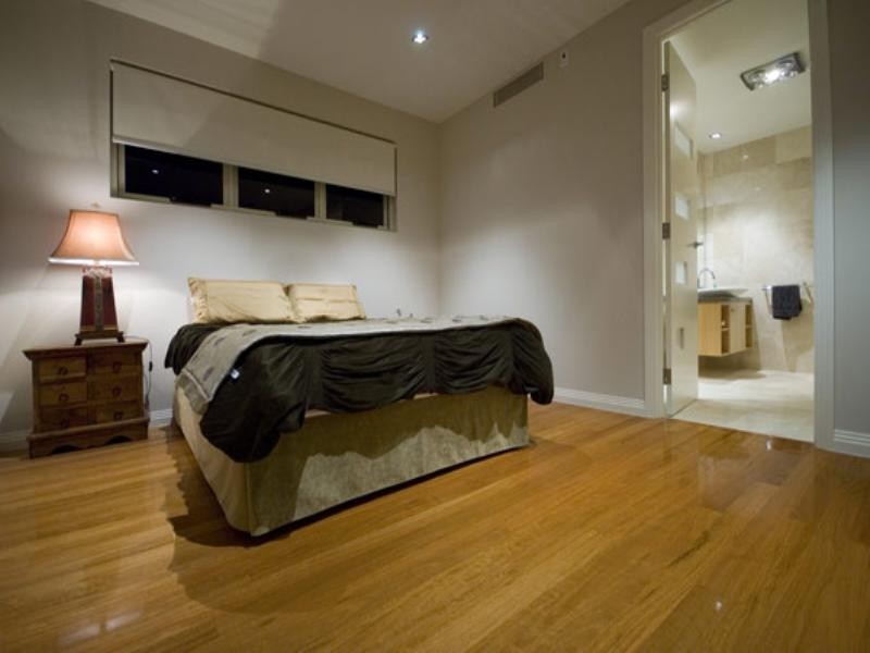 42 Royal Albert Crescent, Paradise Point QLD 4216