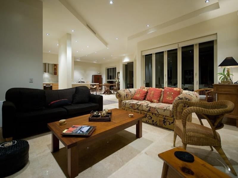 42 Royal Albert Crescent, Paradise Point QLD 4216