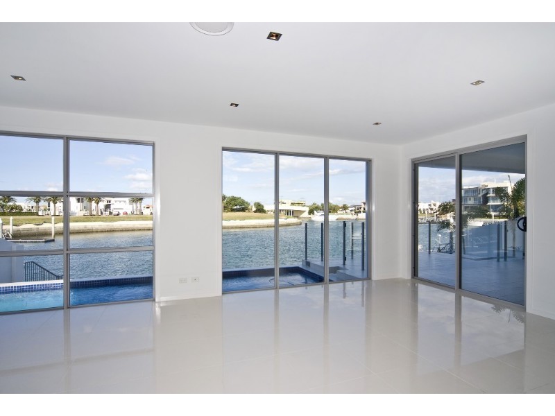 Paradise Point QLD 4216