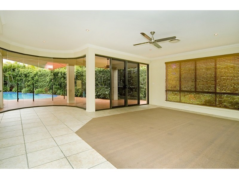 Hope Island QLD 4212