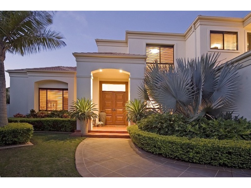 Hope Island QLD 4212