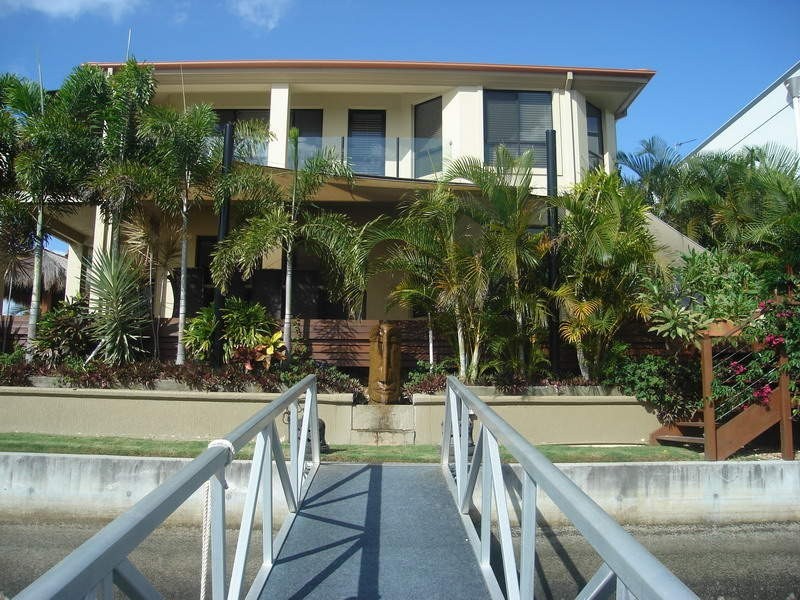 Paradise Point QLD 4216