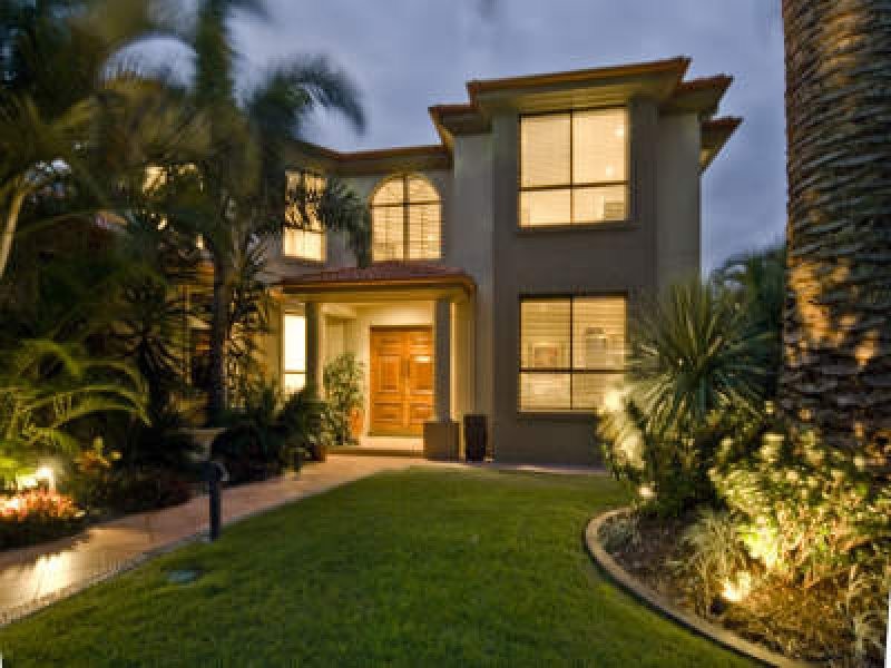Paradise Point QLD 4216