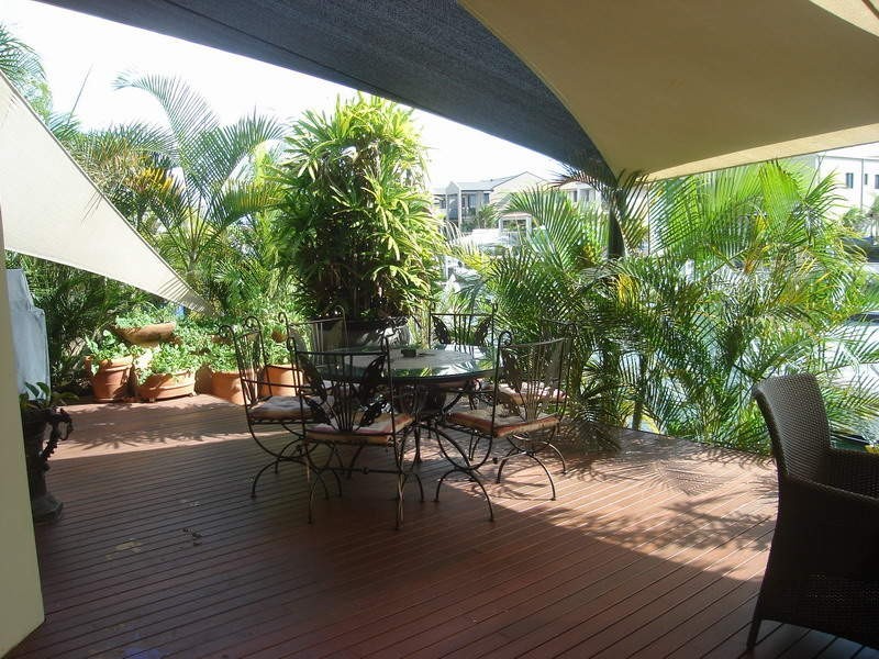 Paradise Point QLD 4216