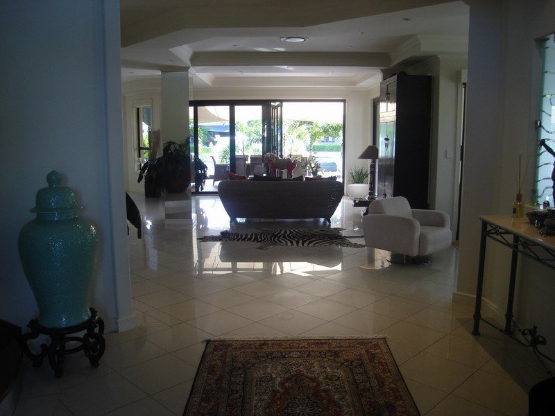 Paradise Point QLD 4216