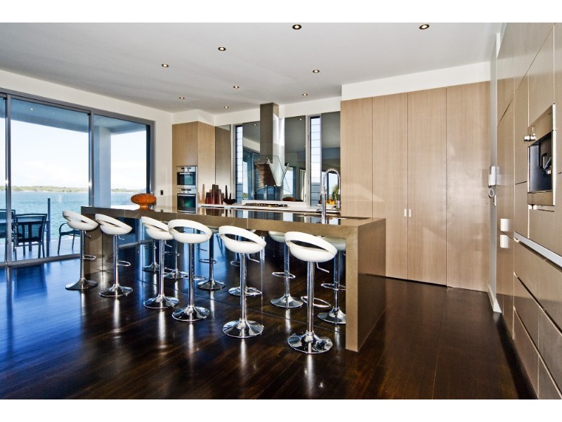 13 Parklane Terrace, Paradise Point QLD 4216