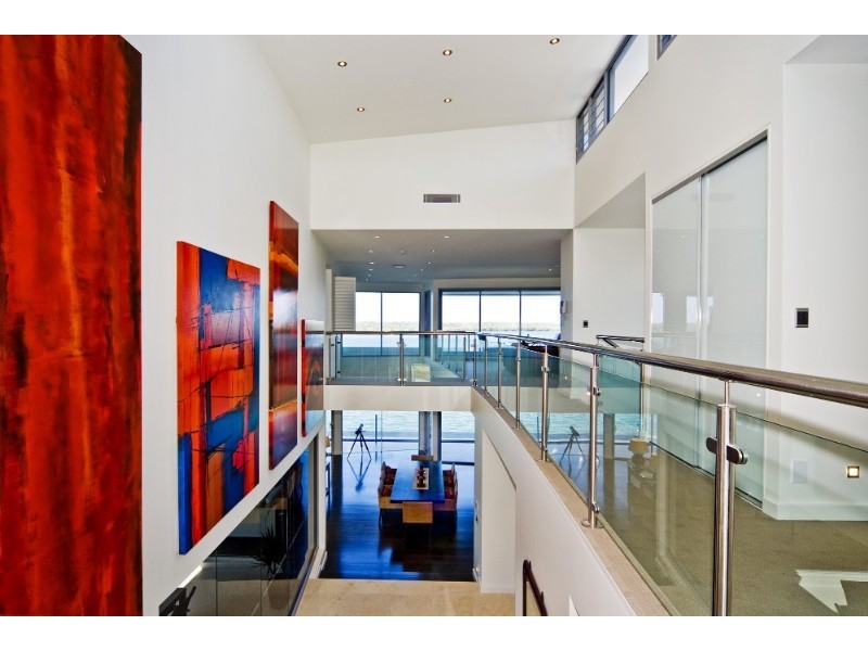 13 Parklane Terrace, Paradise Point QLD 4216