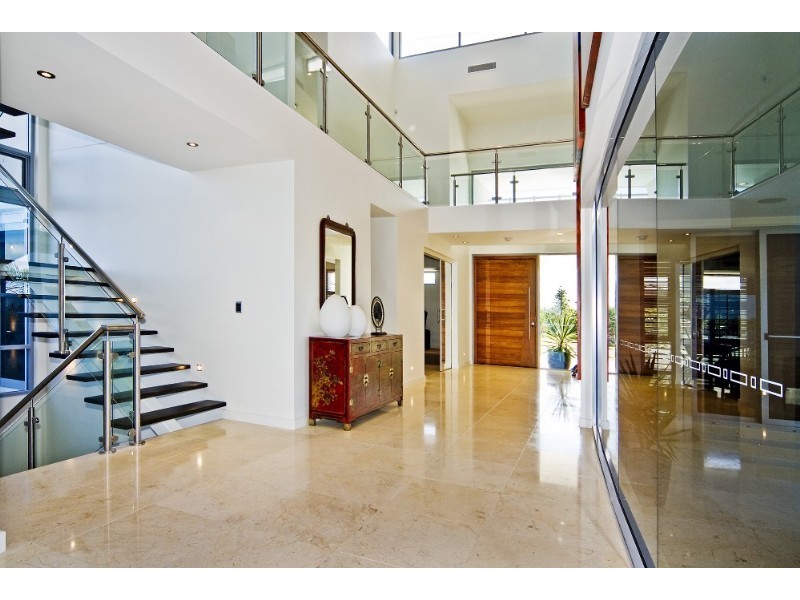 13 Parklane Terrace, Paradise Point QLD 4216