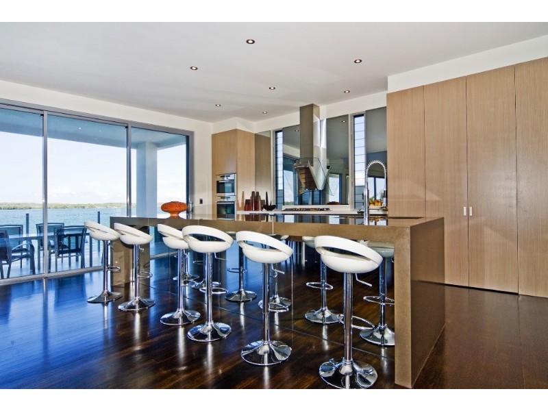 13 Parklane Terrace, Paradise Point QLD 4216