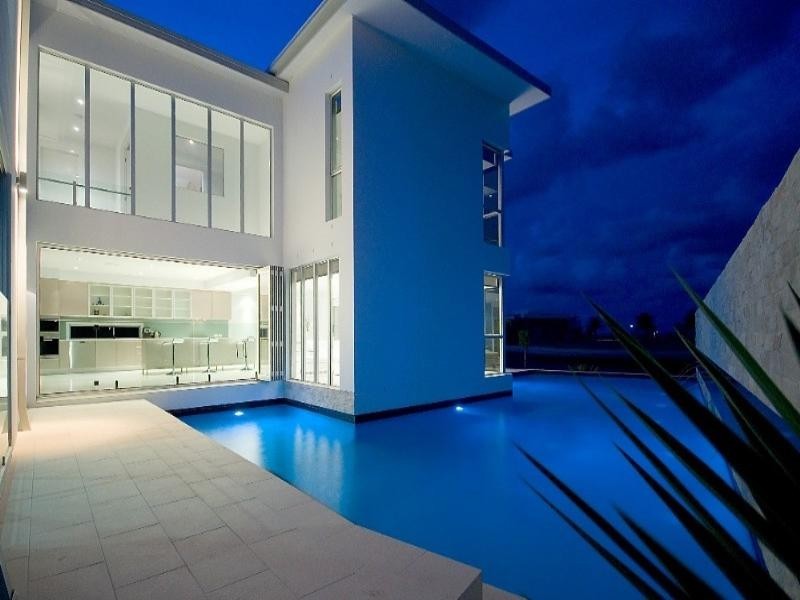 Paradise Point QLD 4216