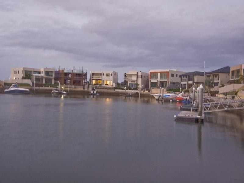 Paradise Point QLD 4216