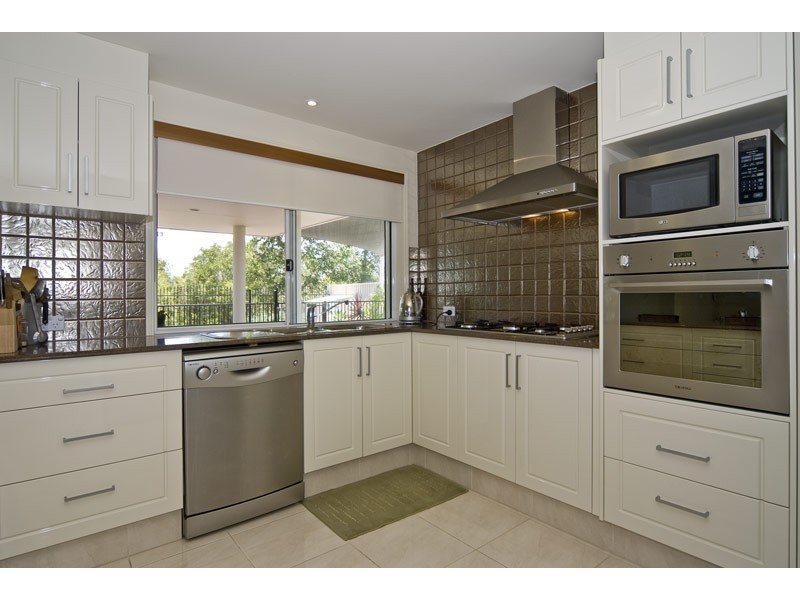 Coombabah QLD 4216