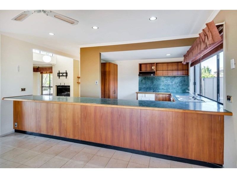 92 Oxley Drive, Paradise Point QLD 4216