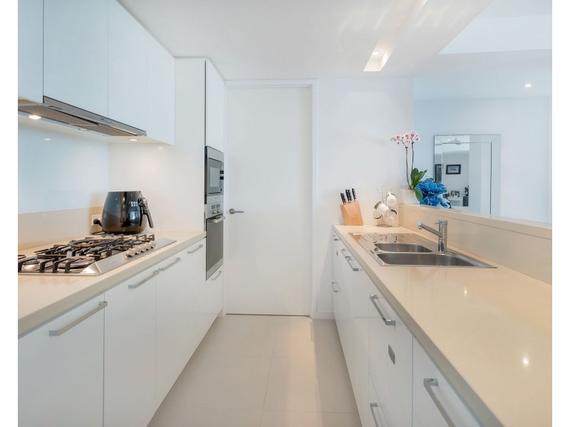 4305/323 Bayview Street, Hollywell QLD 4216