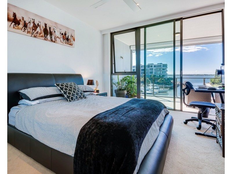 4305/323 Bayview Street, Hollywell QLD 4216