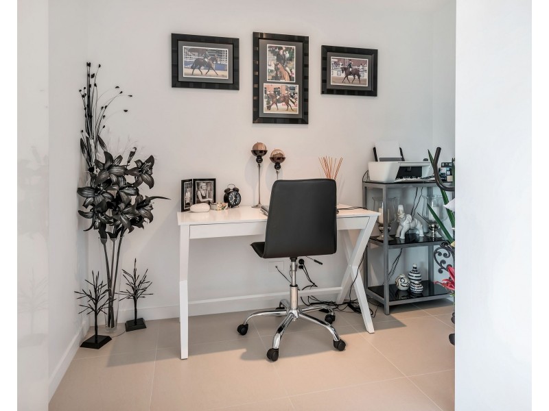 4305/323 Bayview Street, Hollywell QLD 4216