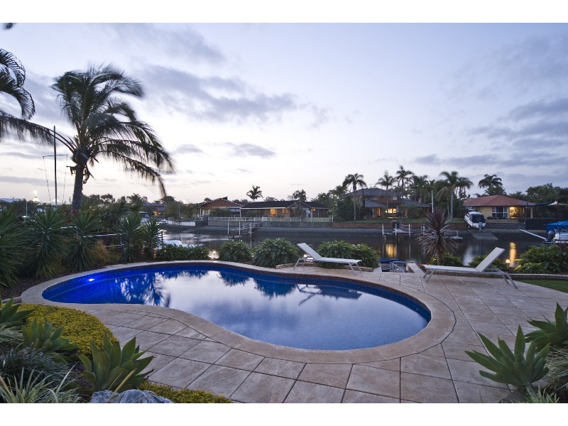 7 Simbai Street, Runaway Bay QLD 4216
