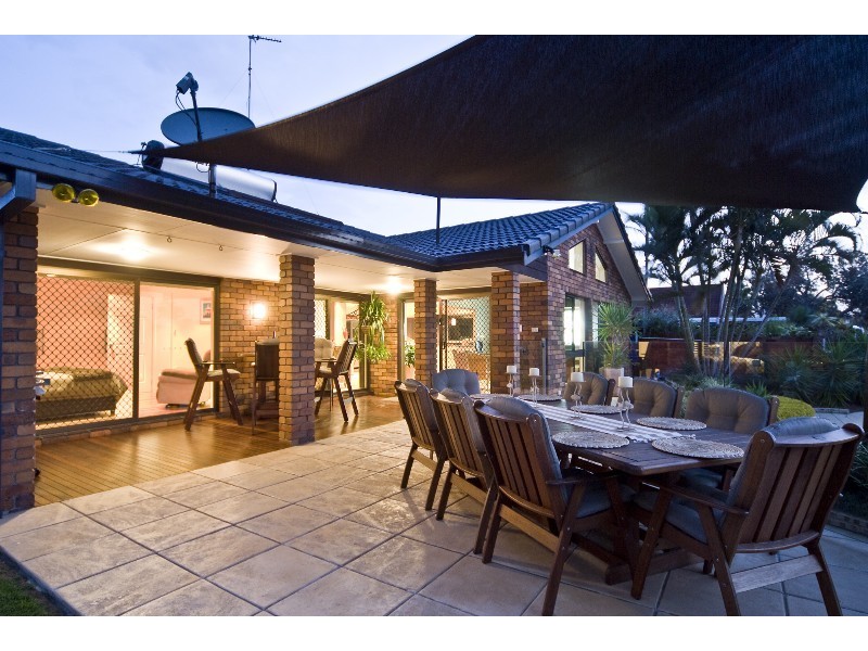 7 Simbai Street, Runaway Bay QLD 4216