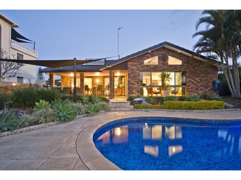 7 Simbai Street, Runaway Bay QLD 4216