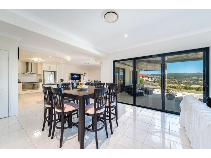 88 Salvado Drive, Pacific Pines QLD 4211