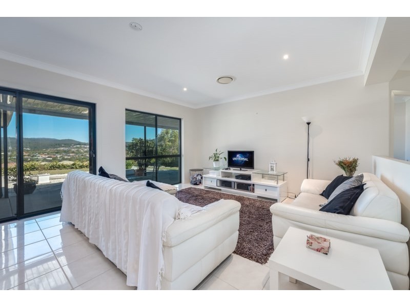 88 Salvado Drive, Pacific Pines QLD 4211