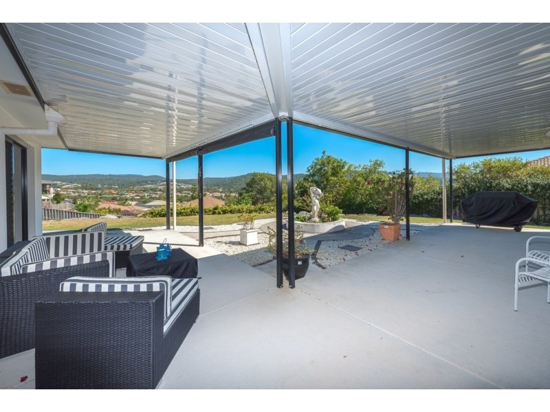 88 Salvado Drive, Pacific Pines QLD 4211