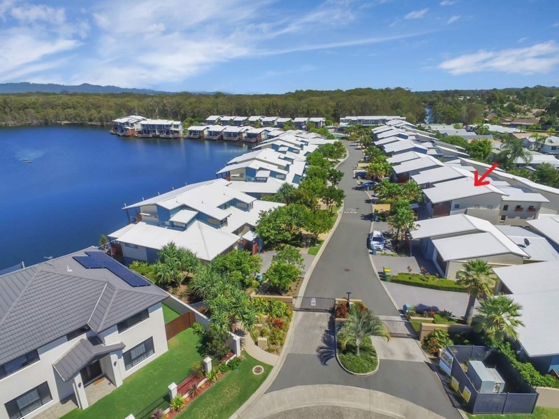 5/1 Manacor Place, Coombabah QLD 4216