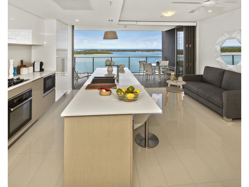 408/378 Marine Parade, Labrador QLD 4215