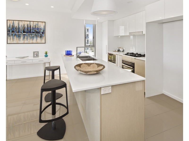 408/378 Marine Parade, Labrador QLD 4215