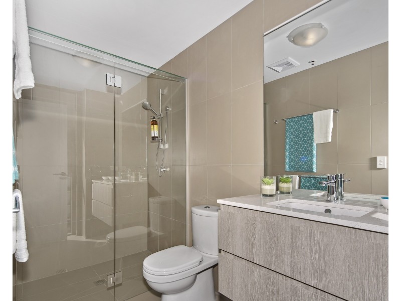 408/378 Marine Parade, Labrador QLD 4215