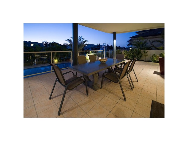 Paradise Point QLD 4216