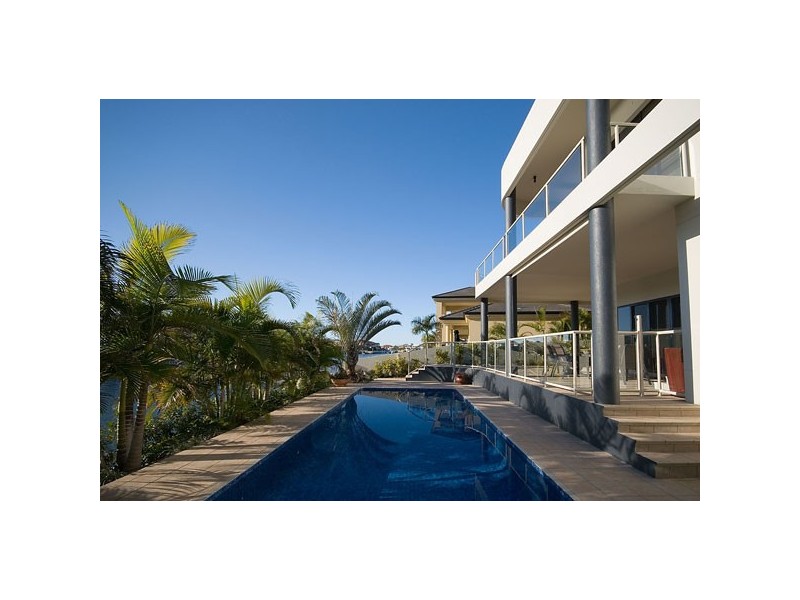 Paradise Point QLD 4216