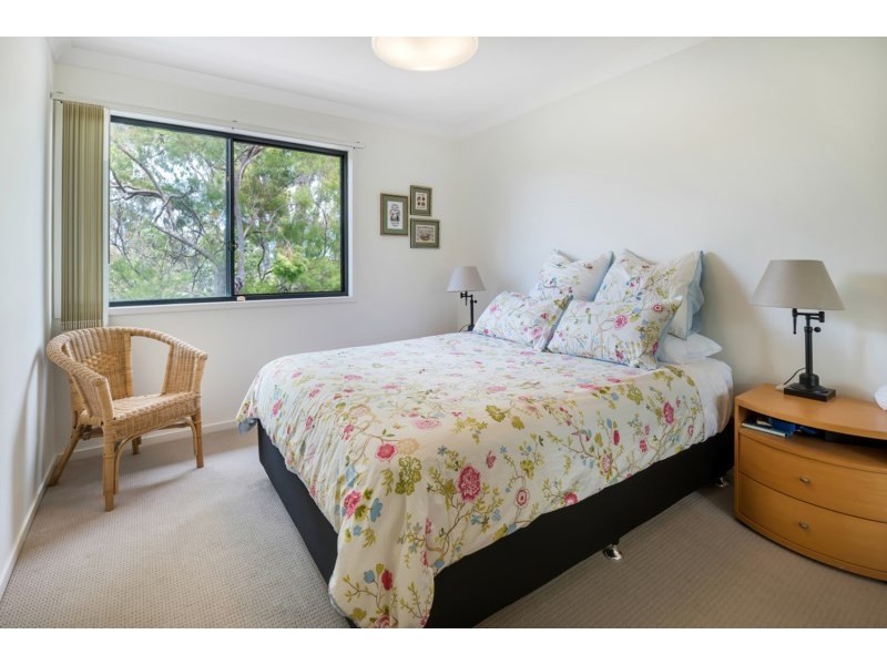 1/70 Government Road, Labrador QLD 4215