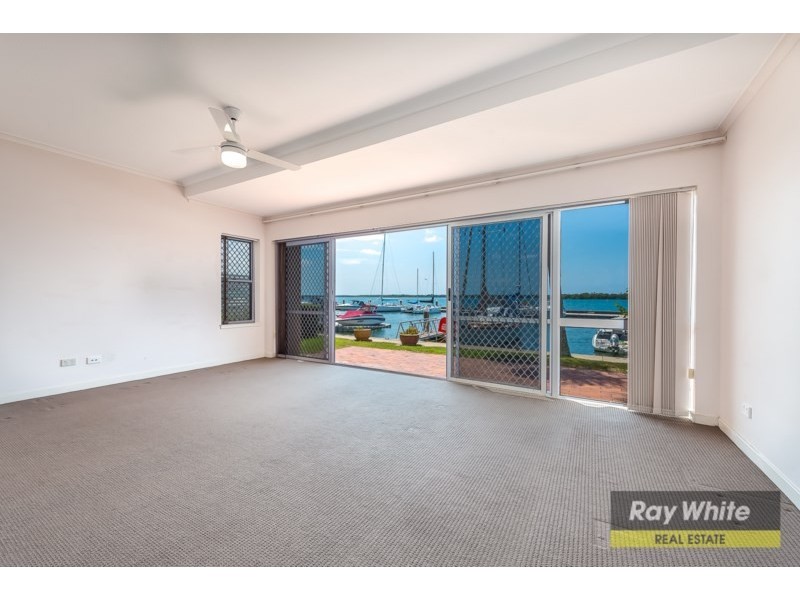21/3 Marina Crescent, Hollywell QLD 4216