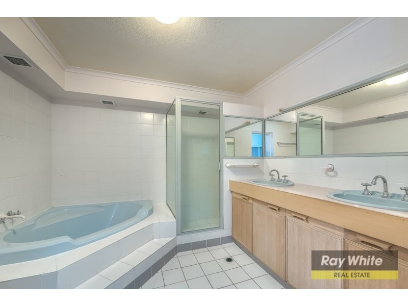 21/3 Marina Crescent, Hollywell QLD 4216