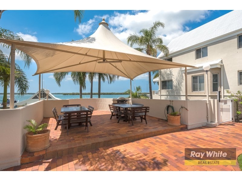 21/3 Marina Crescent, Hollywell QLD 4216