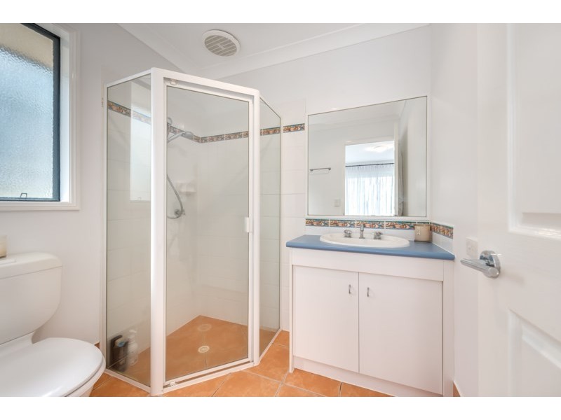 21 Murchison Street, Pacific Pines QLD 4211