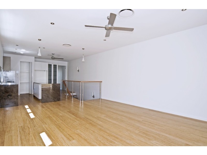 Paradise Point QLD 4216