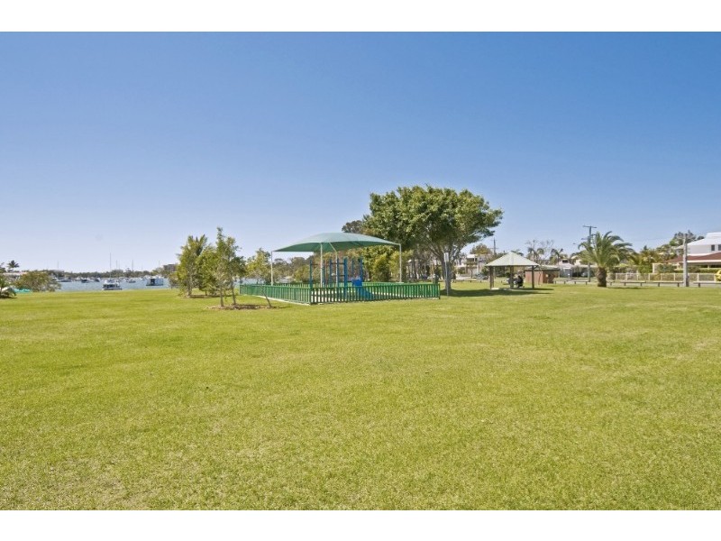 Paradise Point QLD 4216